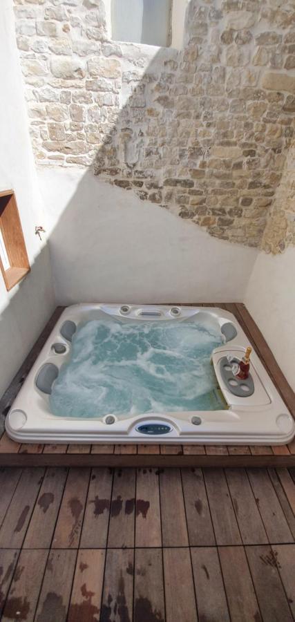 L'Acqua Dolce - La Rochelle - Ile De Re - Jacuzzi Apartamento Exterior foto