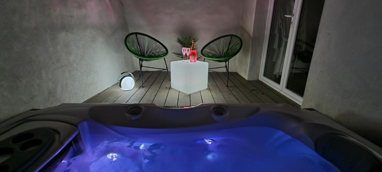 L'Acqua Dolce - La Rochelle - Ile De Re - Jacuzzi Apartamento Exterior foto